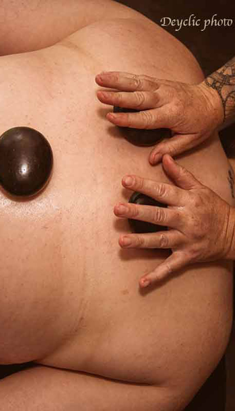 massotherapie-valerie-canuel-massage-pierres-chaudes2 Valérie Canuel - Massothérapie - Massage pierres chaudes